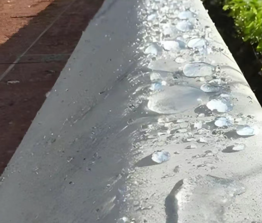 岭口镇硅烷浸渍涂料在混凝土保护中的应用